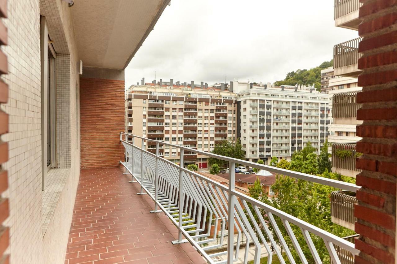 Salaberria Apartment With Private Garage San Sebastián Exteriör bild